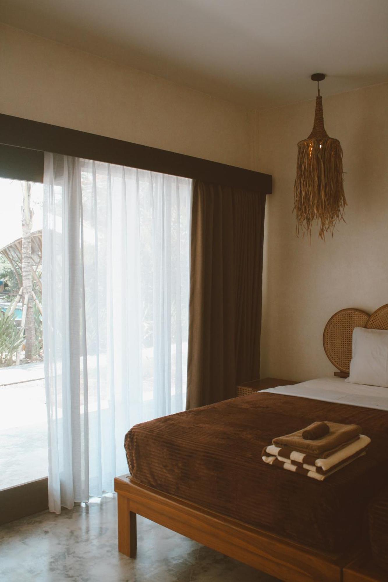 Hotel Kala Surf Camp