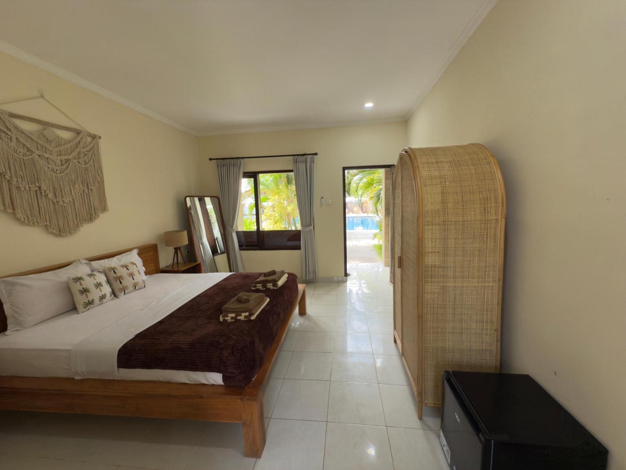 Kala Surf Camp 3*
