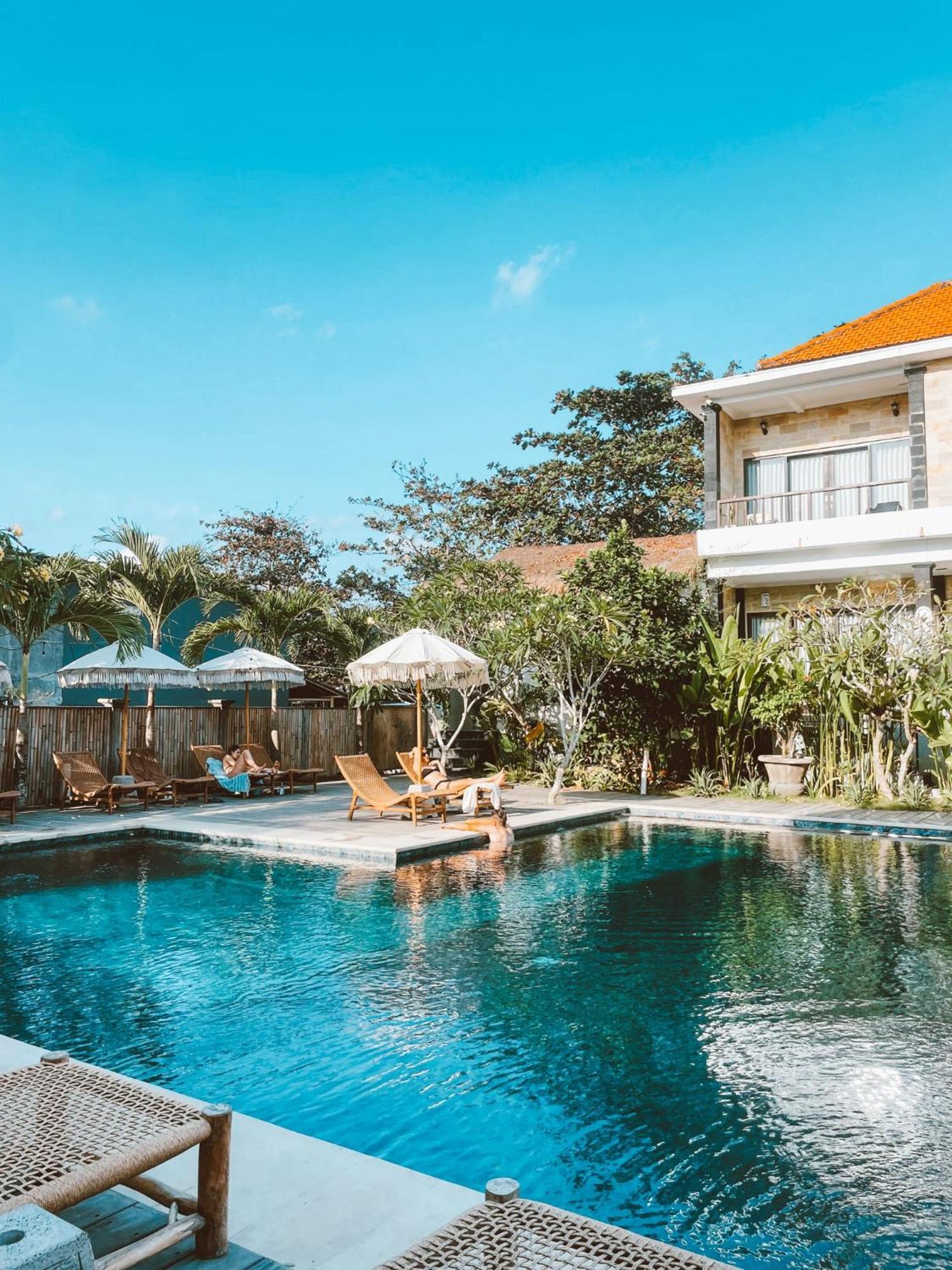 Hotel Kala Surf Camp