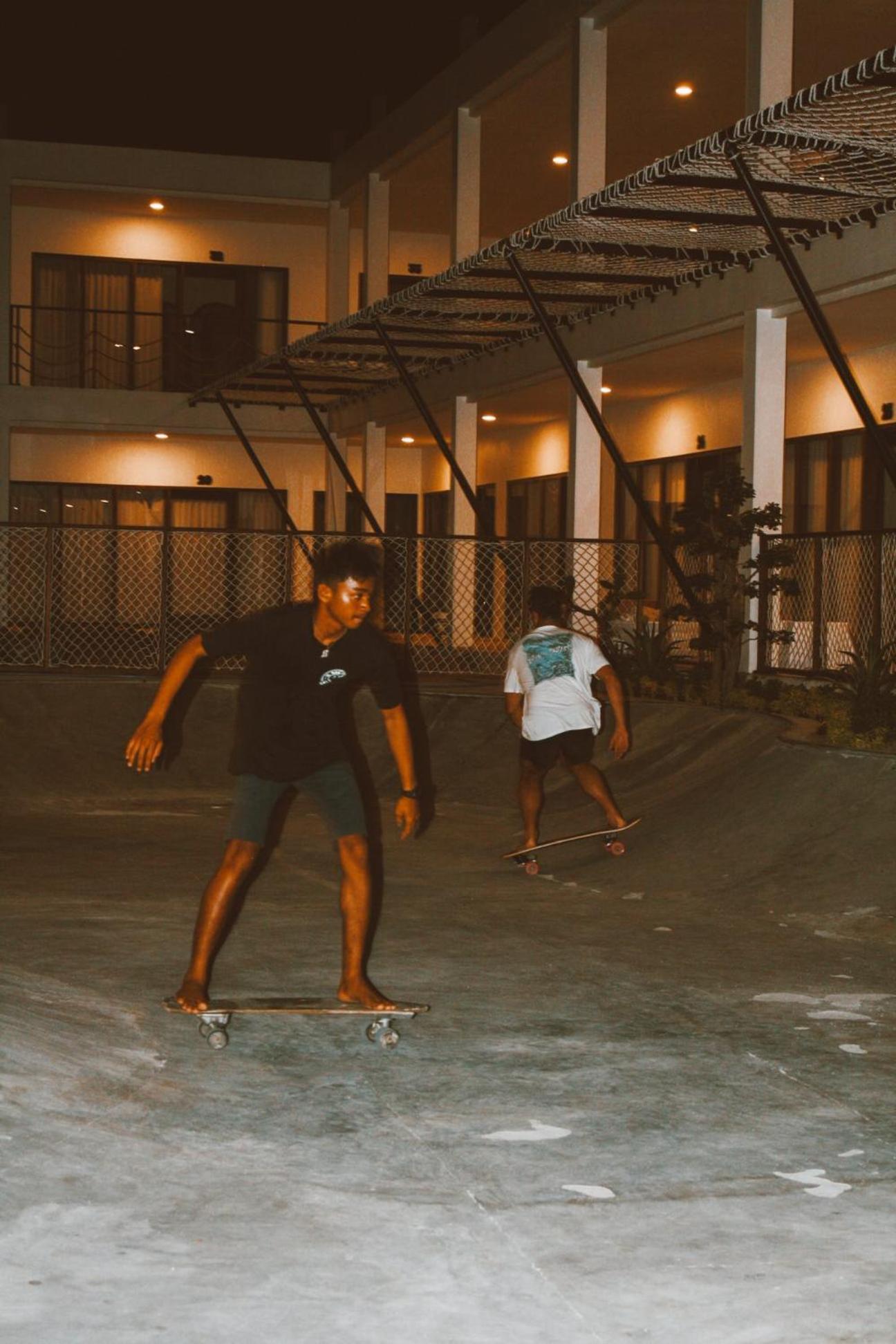 Kala Surf Camp Hotel